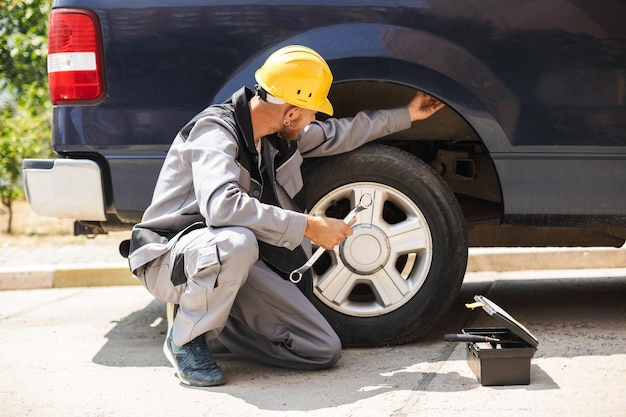 Tire-Change-Service-in-Parker-Image